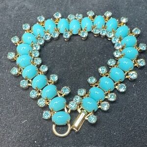 Elegant Gold and Turquoise Bracelet